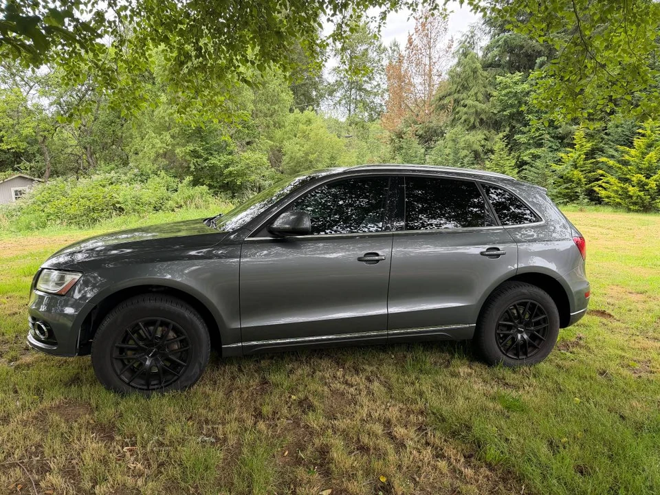 2014 Audi 8R Q5 - Image 2 of 12