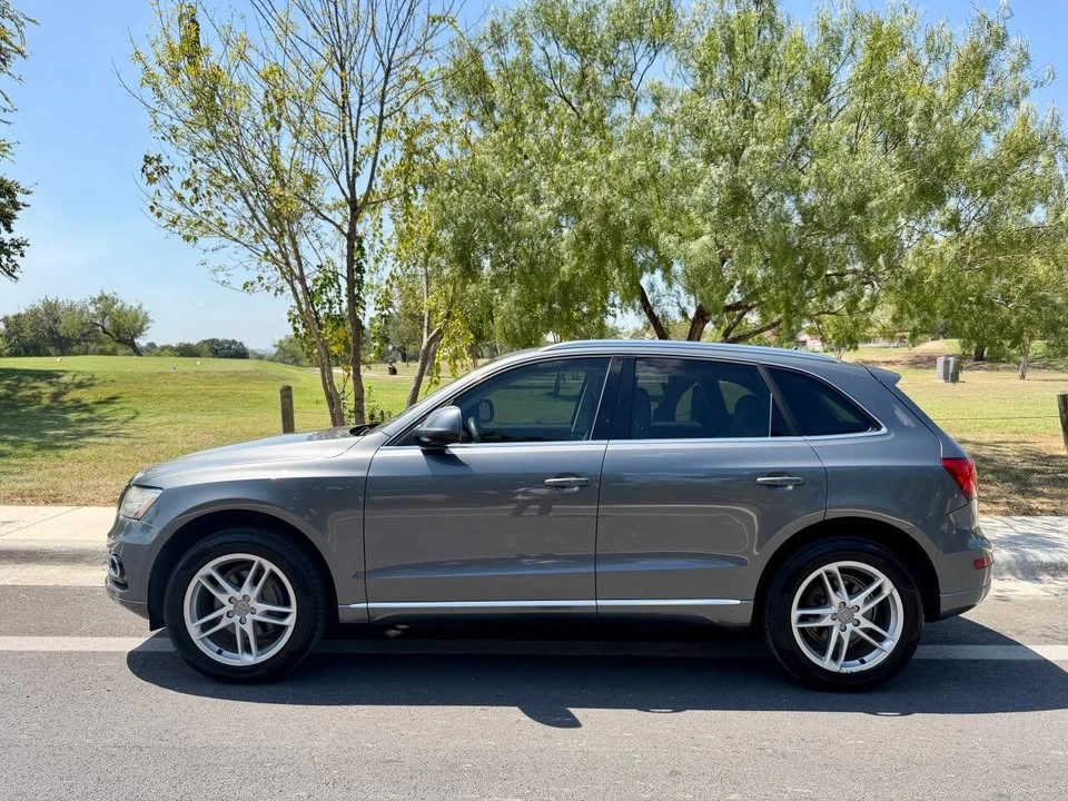 2014 Audi 8R Q5 - Image 2 of 13