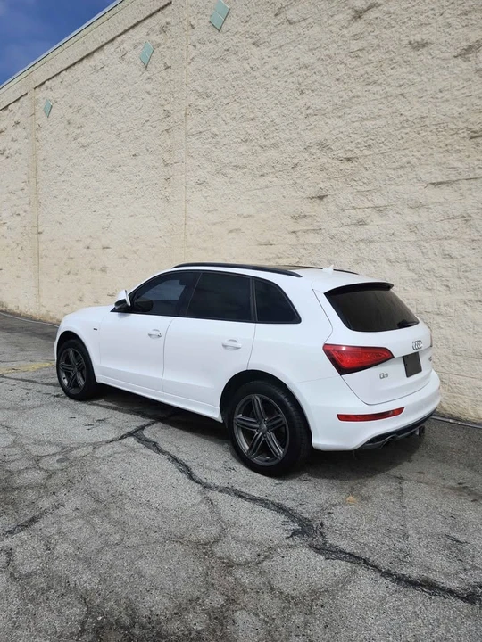 2014 Audi 8R Q5 - Image 2 of 6