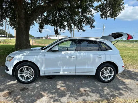 2014 Audi Q5 3.0T Prestige Sport Utility 4D