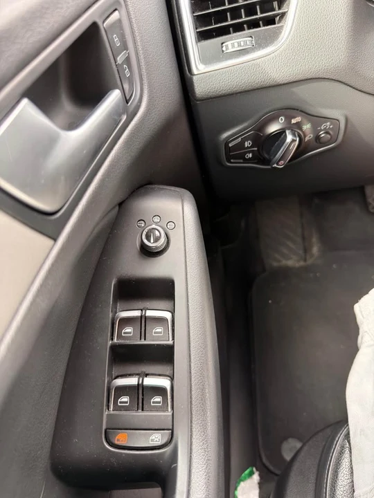 2014 Audi 8R Q5 - Image 14 of 17