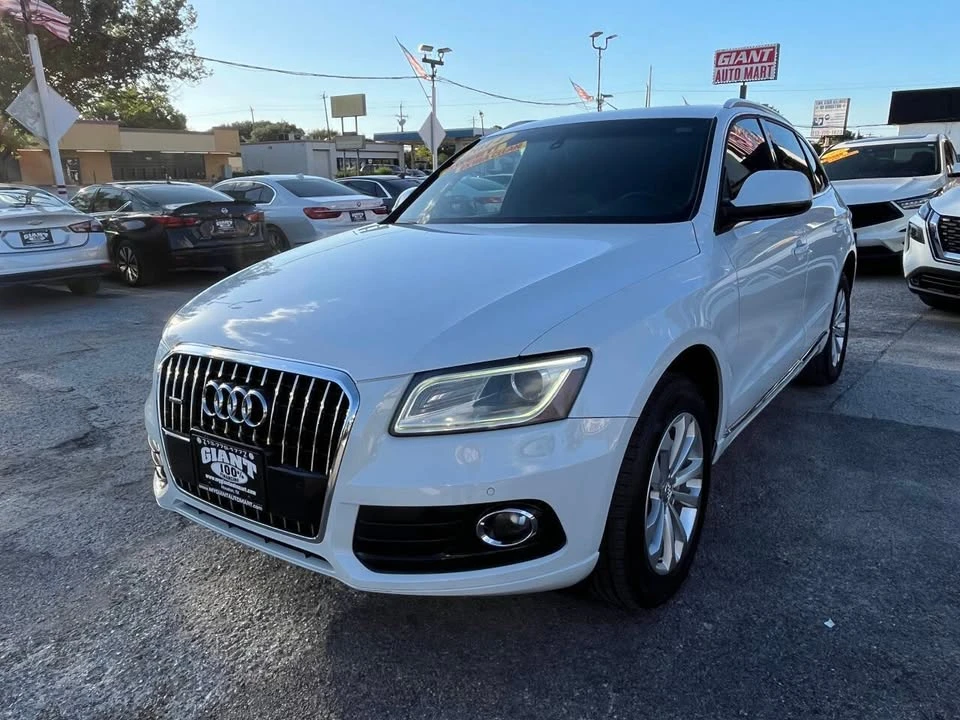 2014 Audi 8R Q5 - Image 2 of 20