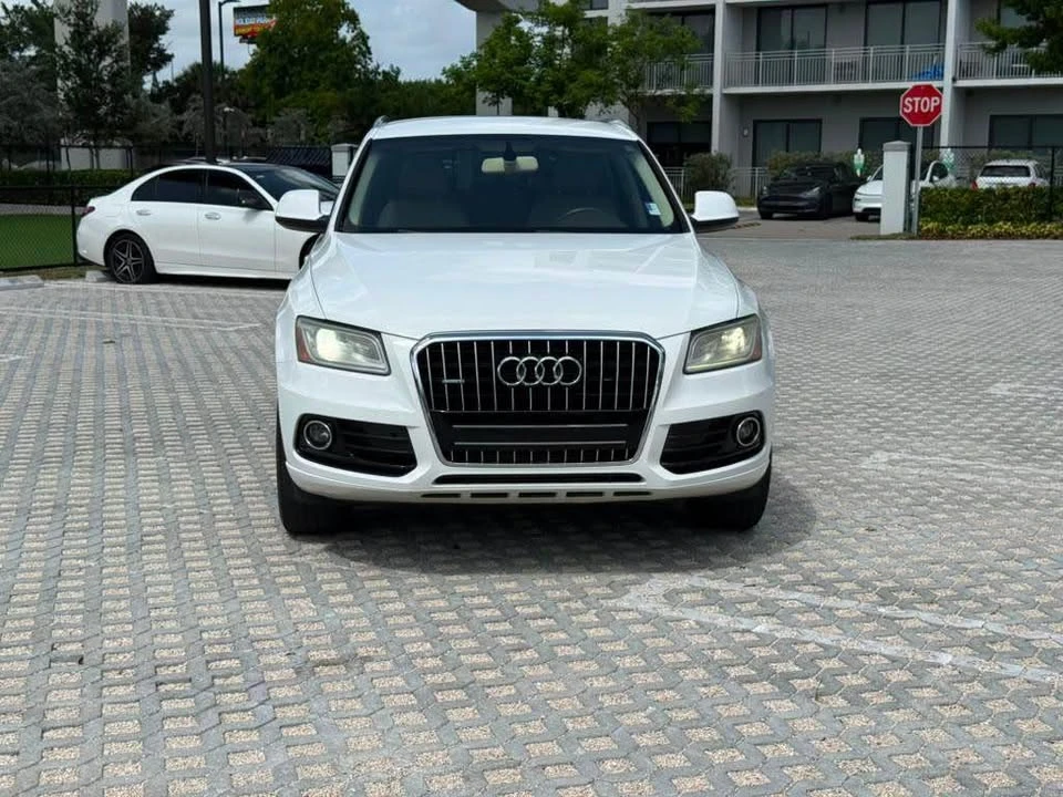 2014 Audi 8R Q5 - Image 2 of 17