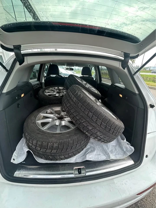 2014 Audi 8R Q5 - Image 8 of 13