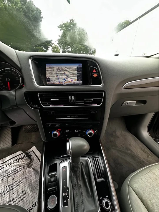 2014 Audi 8R Q5 - Image 9 of 12