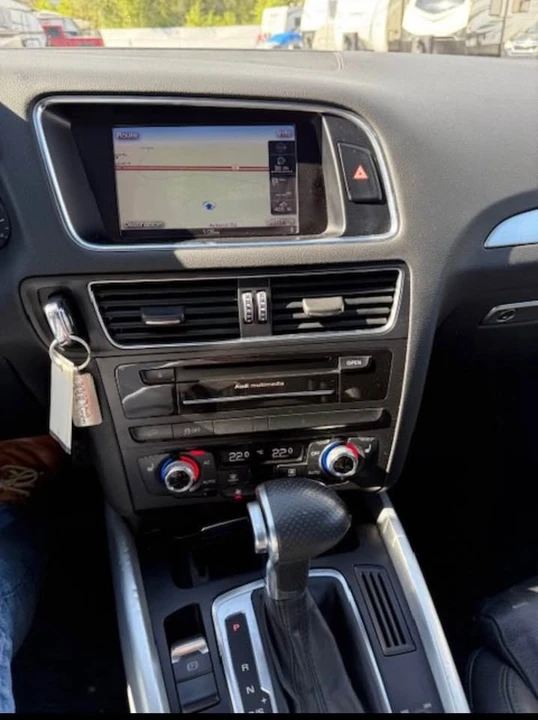 2014 Audi 8R Q5 - Image 8 of 17