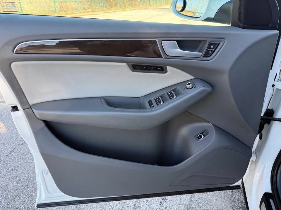 2014 Audi 8R Q5 - Image 10 of 20