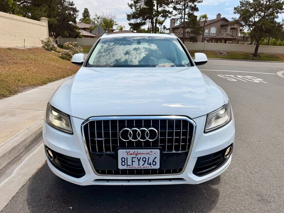 2014 Audi 8R Q5 - Image 2 of 10