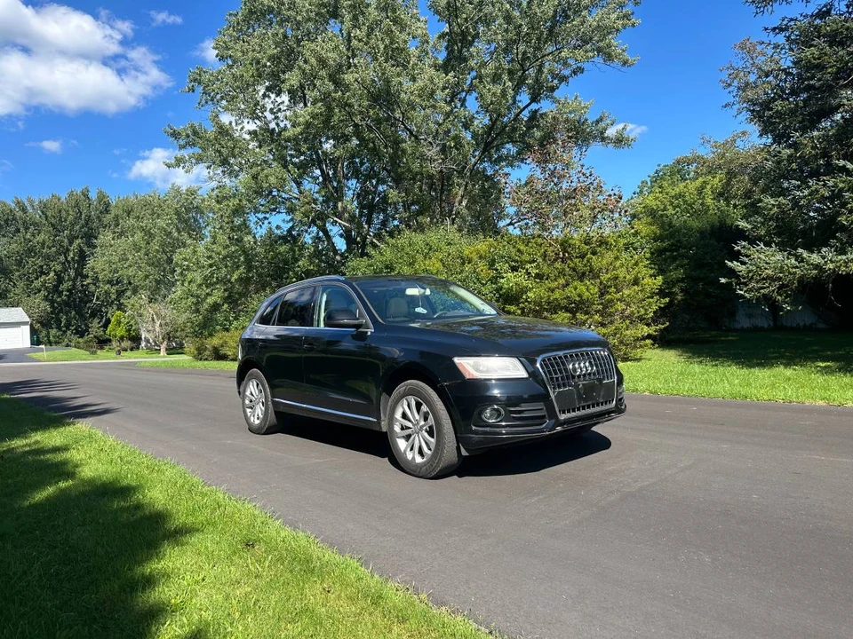 2014 Audi 8R Q5 - Image 2 of 9