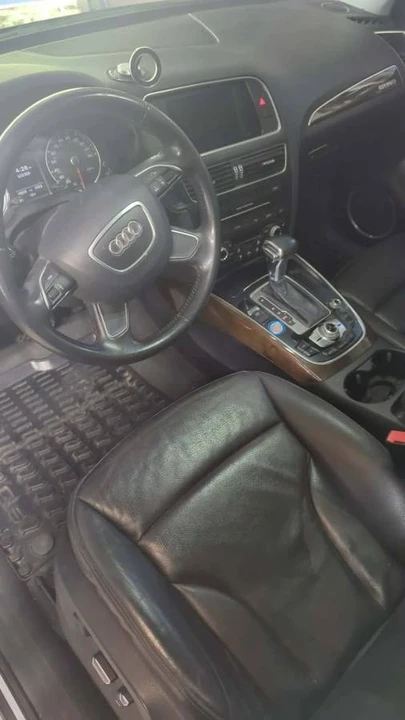 2014 Audi 8R Q5 - Image 10 of 12