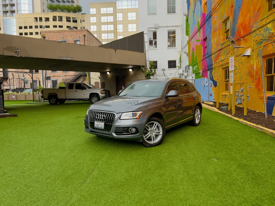 2014 Audi 8R Q5 - Image 2 of 31