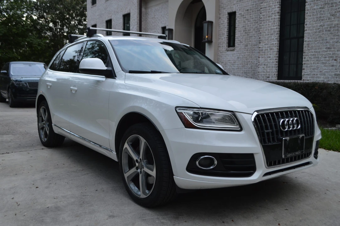 2014 Audi 8R Q5 - Image 8 of 31