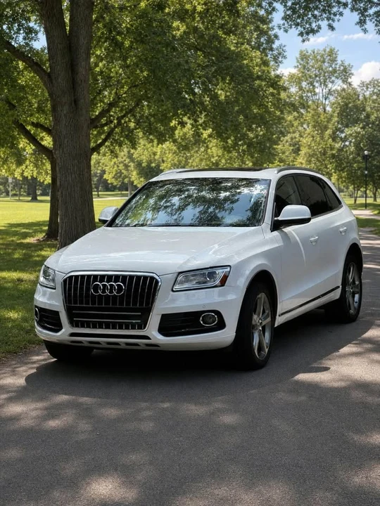 2014 Audi 8R Q5 - Image 2 of 11