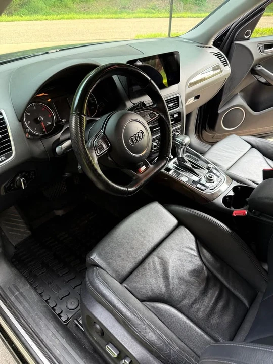 2014 Audi 8R Q5 - Image 11 of 12