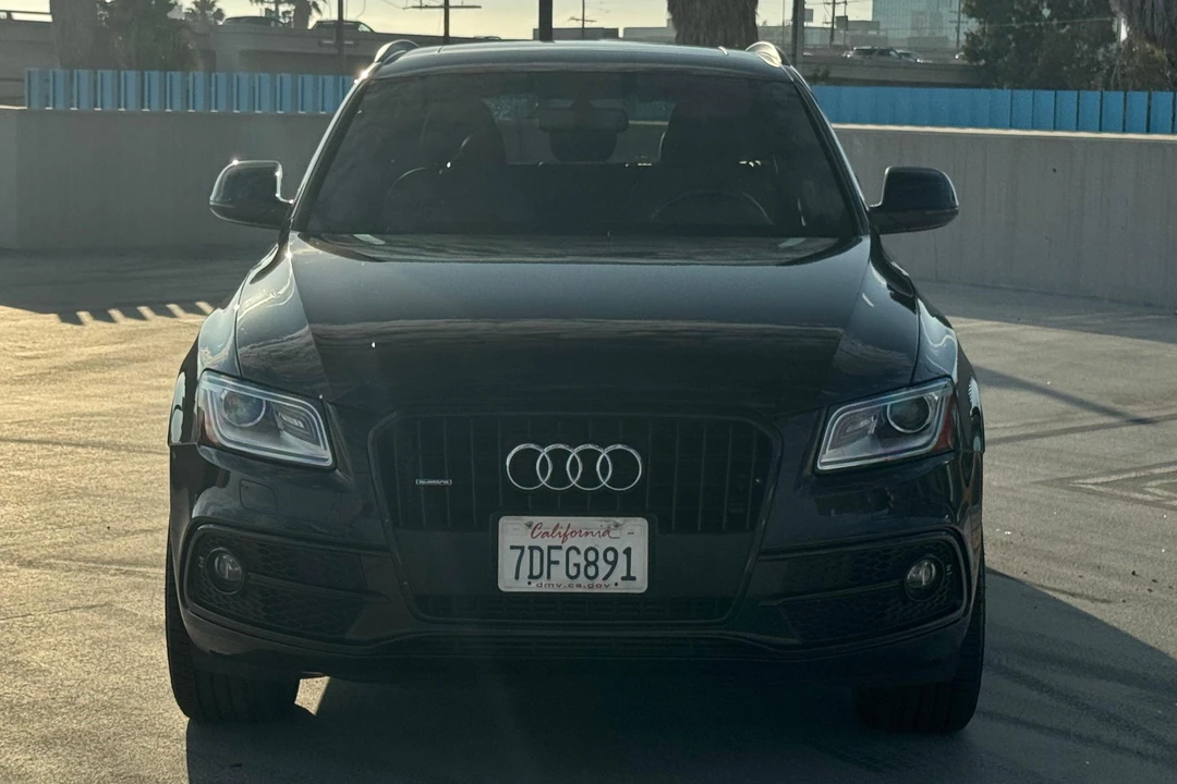 2014 Audi 8R Q5 - Image 2 of 31