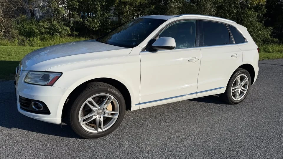 2014 Audi 8R Q5 - Image 2 of 20