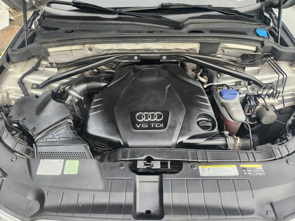 2014 Audi 8R Q5 - Image 17 of 17