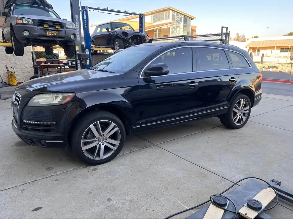 2014 Audi 4L Q7 - Image 2 of 3