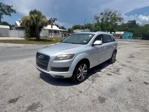 2014 Audi Q7 3.0T Quattro Premium Sport Utility 4D