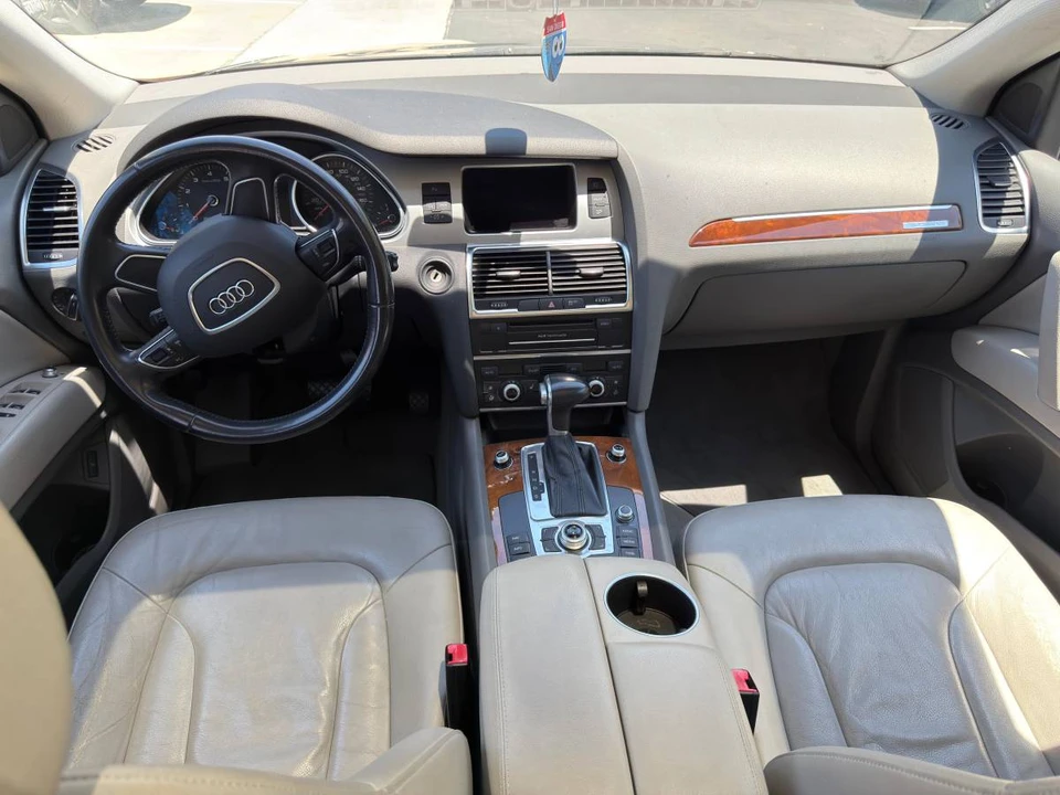 2015 Audi 4L Q7 - Image 9 of 10