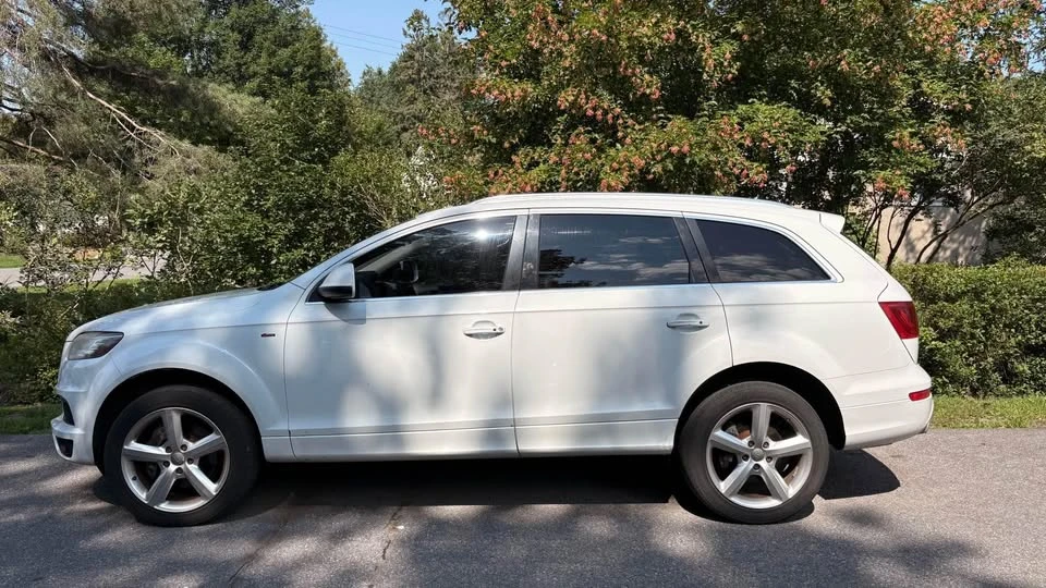 2014 Audi 4L Q7 - Image 2 of 4