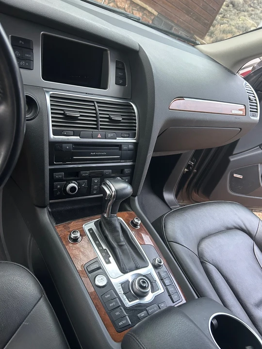 2014 Audi 4L Q7 - Image 2 of 11