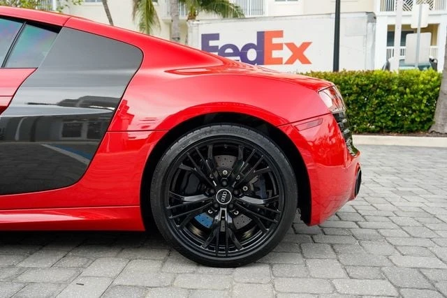 2014 Audi 42 R8 - Image 16 of 31