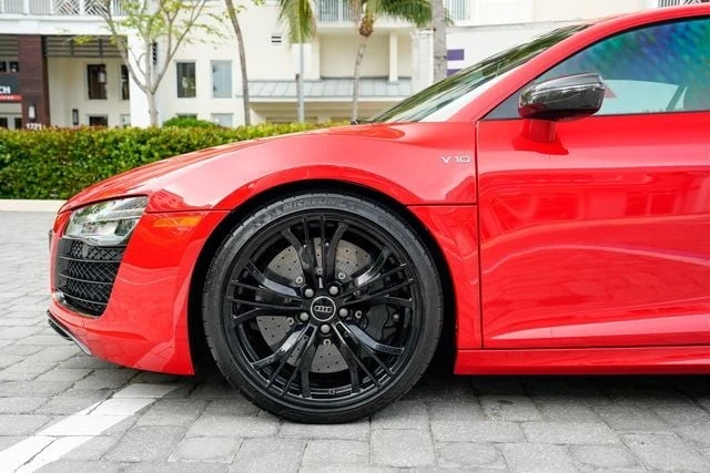 2014 Audi 42 R8 - Image 13 of 31