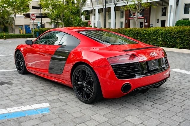 2014 Audi 42 R8 - Image 20 of 31