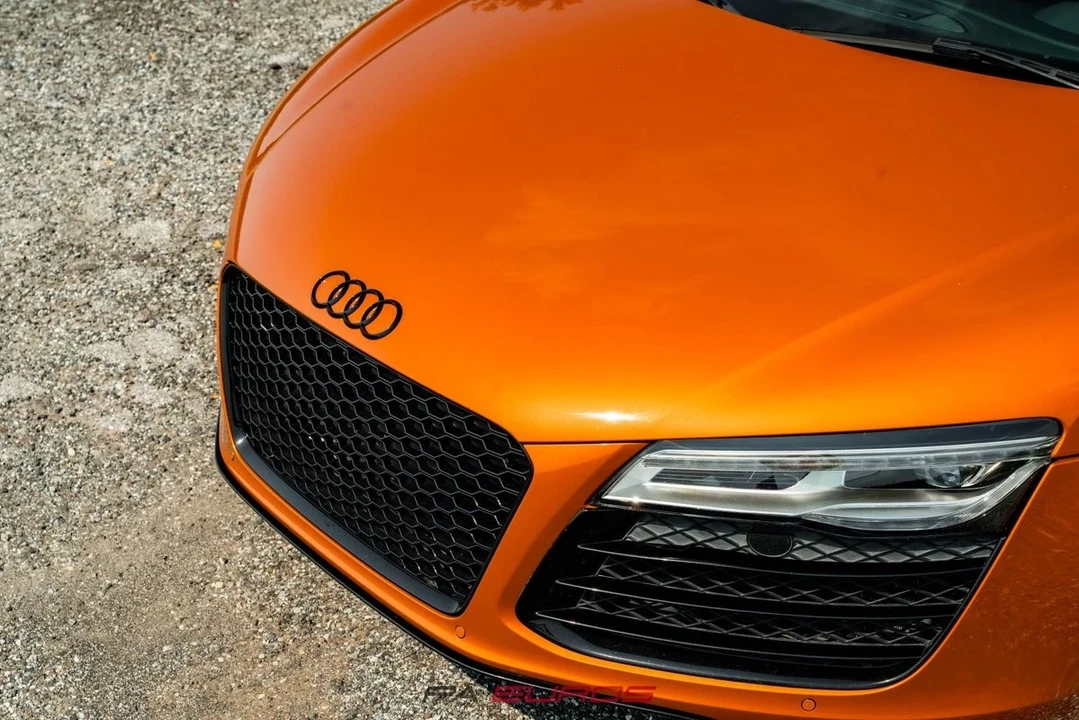 2014 Audi 42 R8 - Image 2 of 10