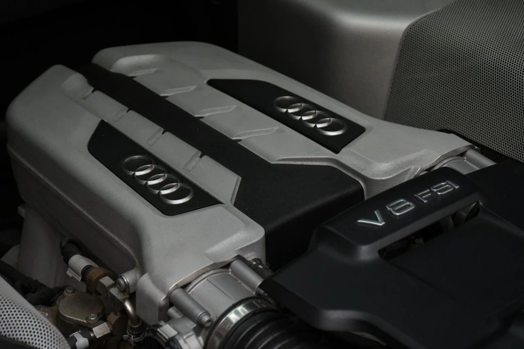 2014 Audi 42 R8 - Image 21 of 31