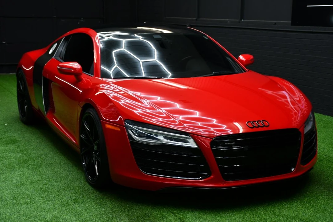 2014 Audi 42 R8 - Image 14 of 31