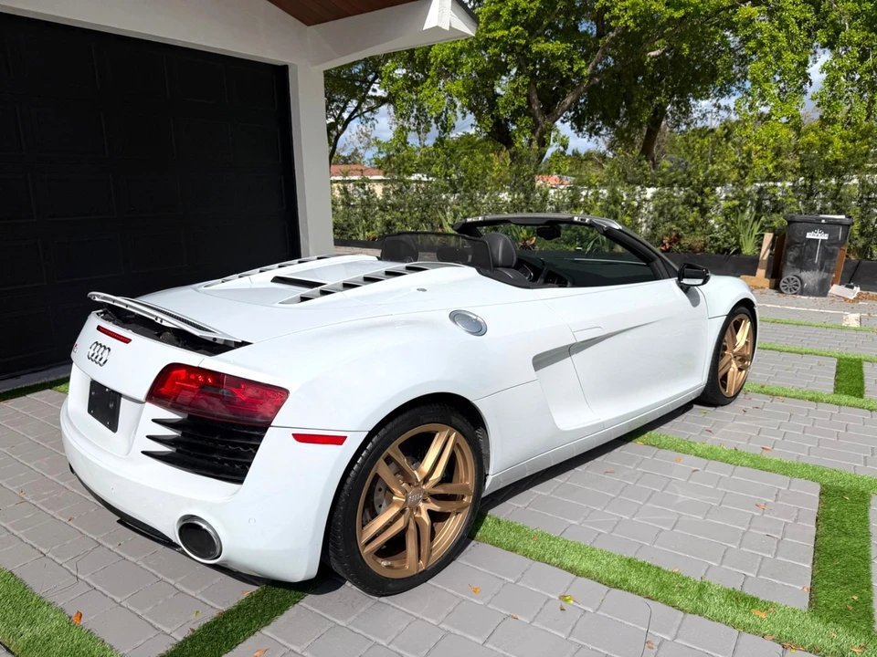 2014 Audi 42 R8 - Image 23 of 31