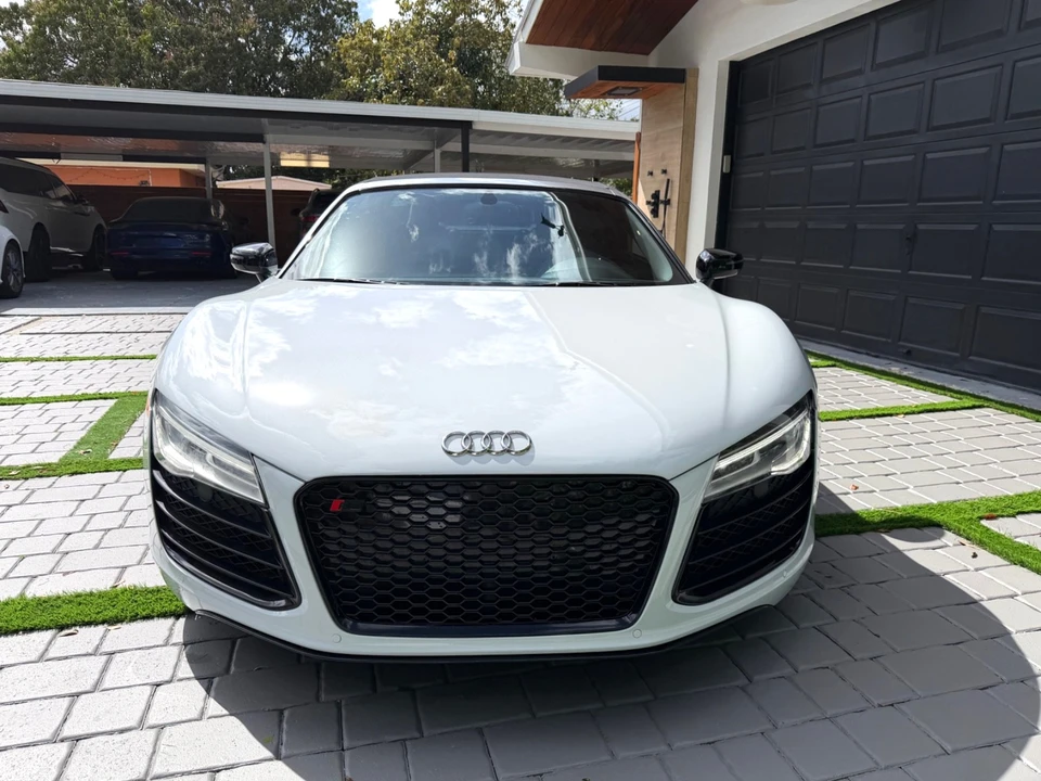 2014 Audi 42 R8 - Image 10 of 21