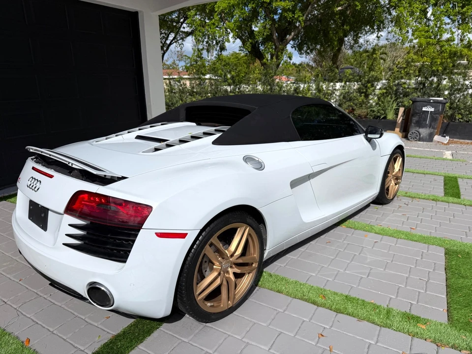 2014 Audi 42 R8 - Image 15 of 21