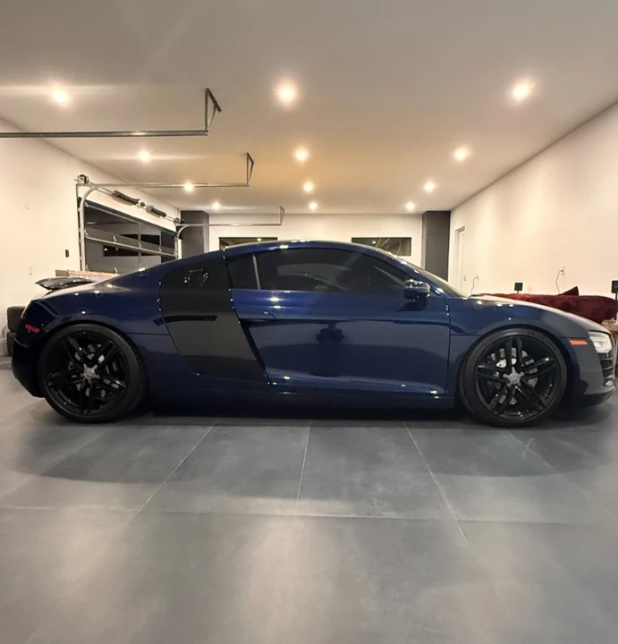 2014 Audi 42 R8 - Image 2 of 18