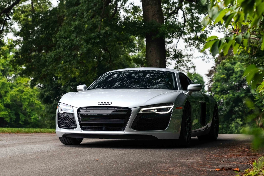 2014 Audi 42 R8 - Image 3 of 21
