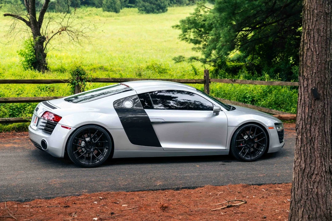 2014 Audi 42 R8 - Image 16 of 21