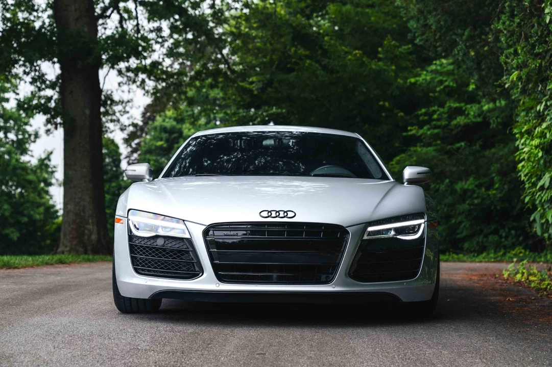 2014 Audi 42 R8 - Image 5 of 21