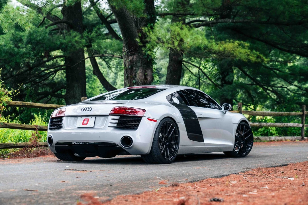 2014 Audi 42 R8 - Image 20 of 21
