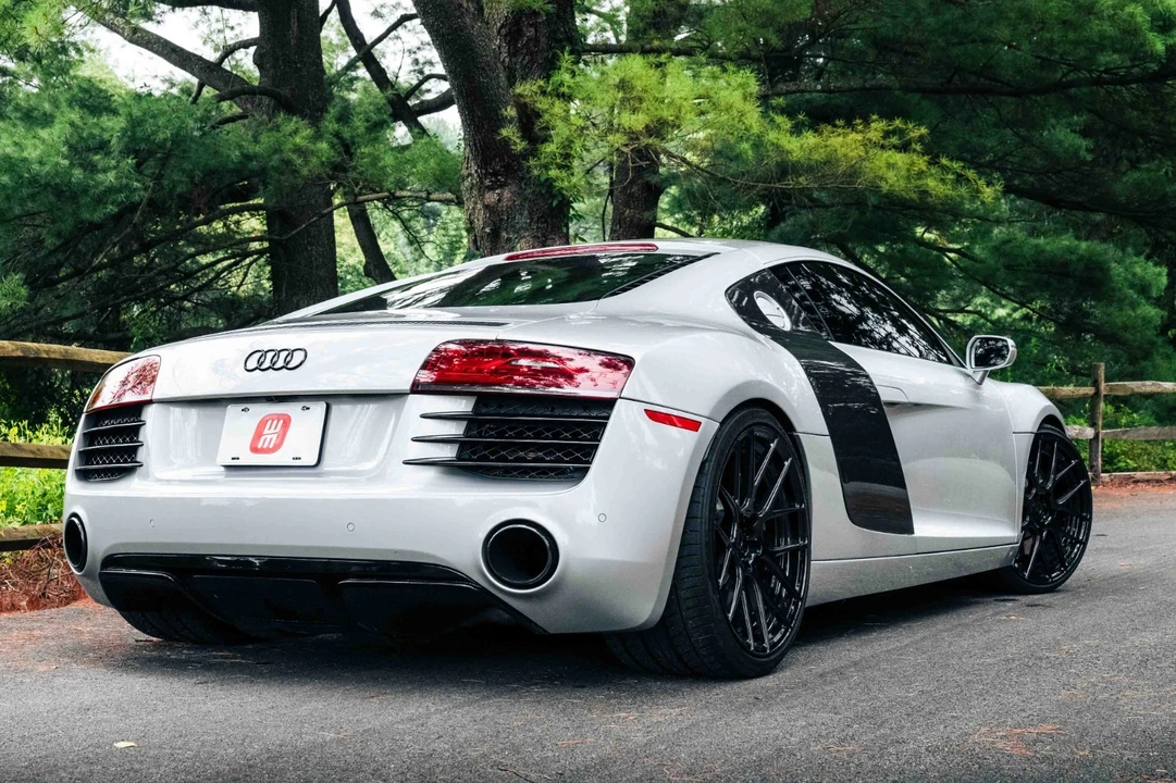 2014 Audi 42 R8 - Image 19 of 21