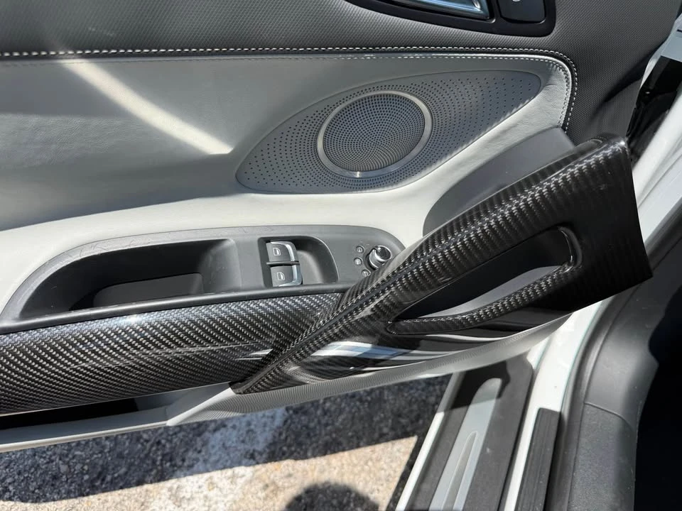 2014 Audi 42 R8 - Image 5 of 15