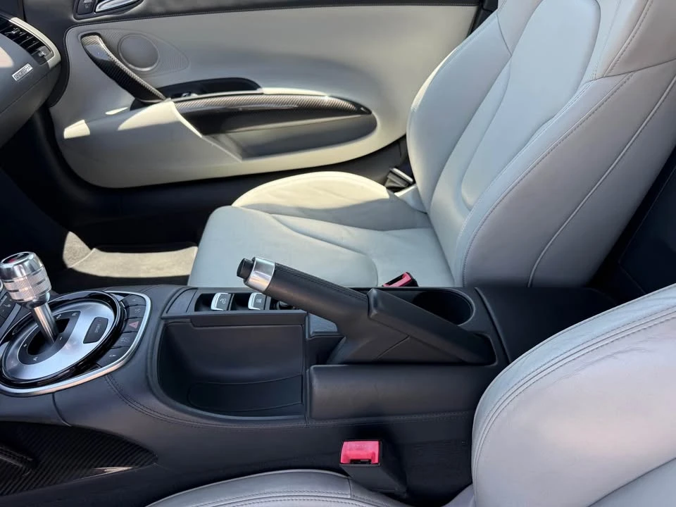 2014 Audi 42 R8 - Image 7 of 15