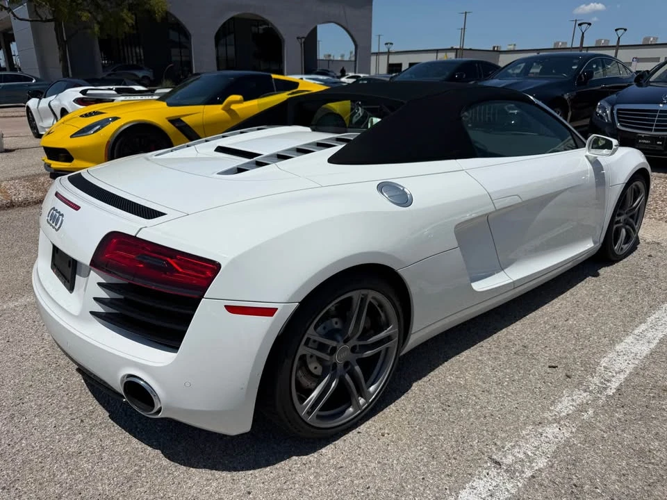2014 Audi 42 R8 - Image 2 of 15