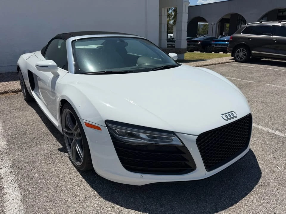 2014 Audi 42 R8 - Image 12 of 15