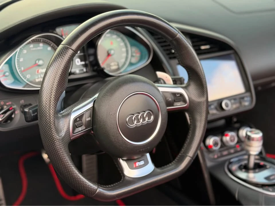 2014 Audi 42 R8 - Image 12 of 19