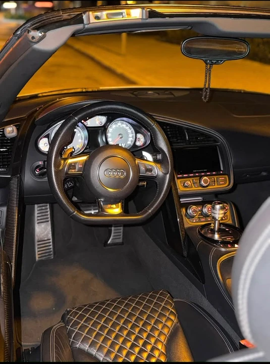 2014 Audi 42 R8 - Image 8 of 14