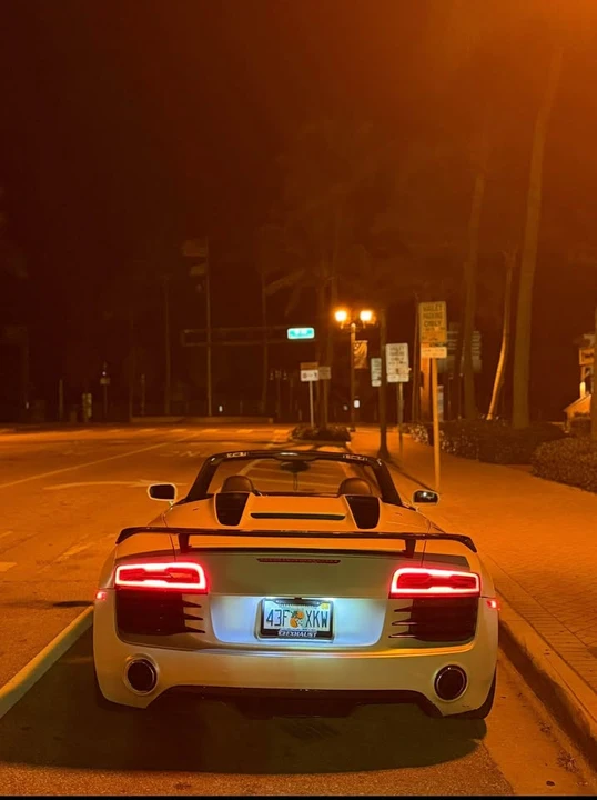 2014 Audi 42 R8 - Image 10 of 14