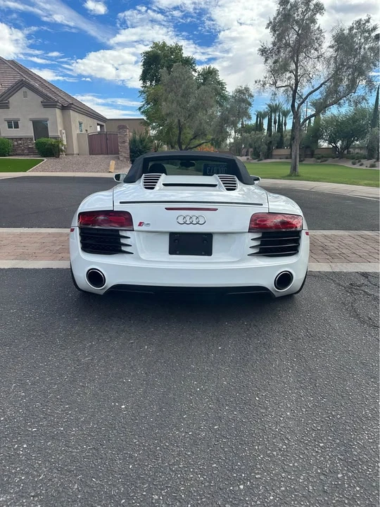 2014 Audi 42 R8 - Image 5 of 11