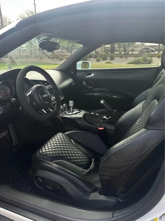 2014 Audi 42 R8 - Image 8 of 11